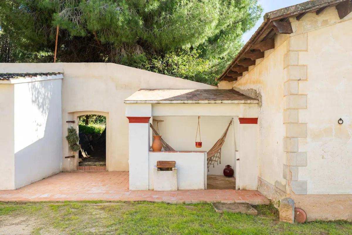 Can Rovira - Stunning Neoclassical Mansion, Just 20 Min Drive From Barcelona City Center, Ideal For Groups And Families Alella Ngoại thất bức ảnh